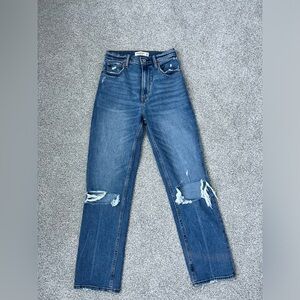 Abercrombie high rise 90s straight curve love, ankle length.